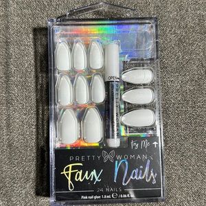 🥰🥰Try Me Pretty Woman Faux Nails🥰🥰
